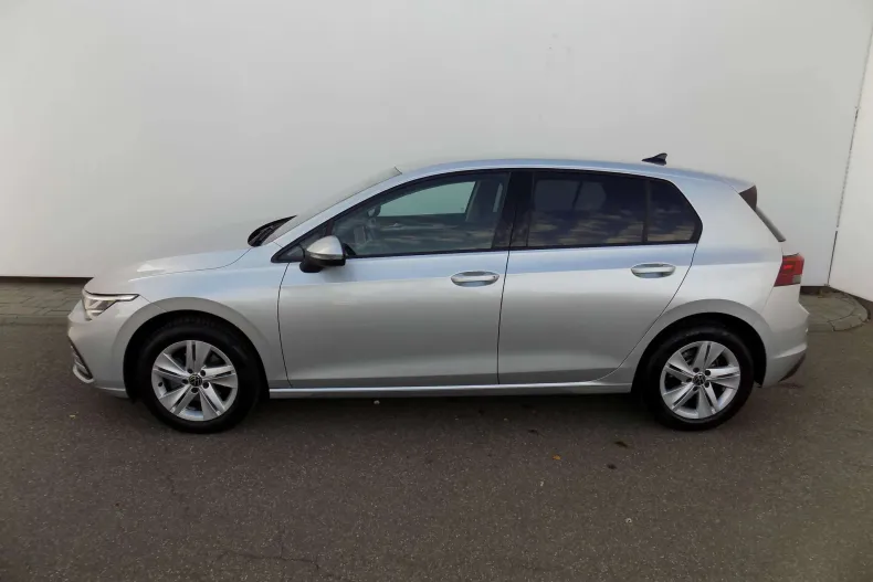 Volkswagen Golf din 2023 cu 64.623 km - oferta VOL153768 - foto 2