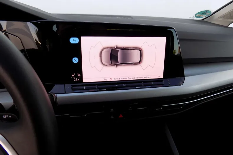 Volkswagen Golf din 2023 cu 53.784 km - oferta VOL153769 - foto 16