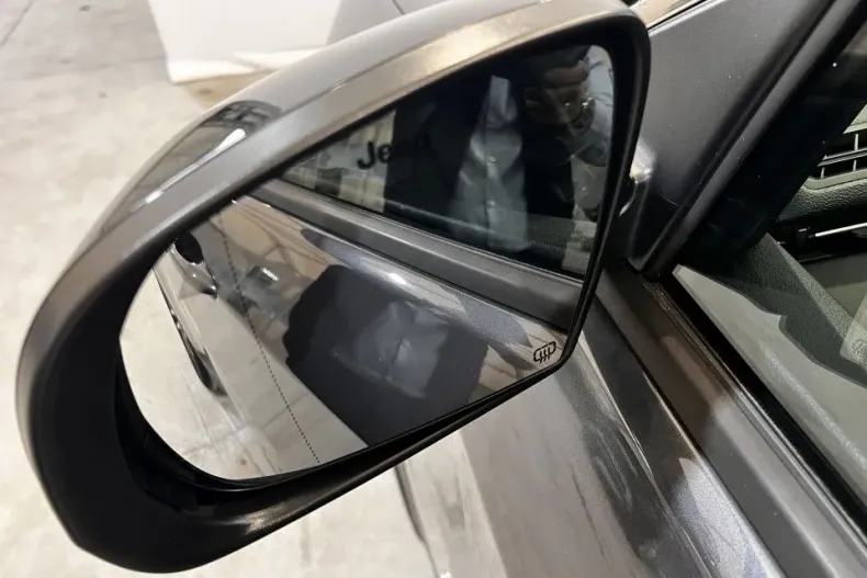 Jeep Compass din 2023 cu 25.958 km - oferta JEE153771 - foto 8