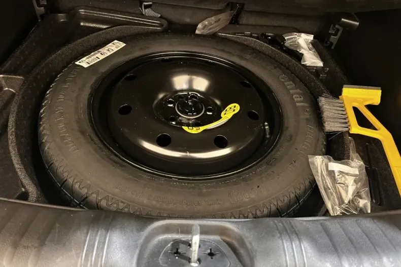 Jeep Compass din 2023 cu 25.958 km - oferta JEE153771 - foto 34