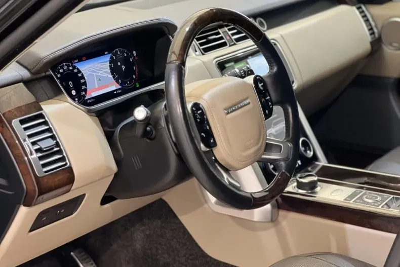 Land Rover Range Rover din 2021 cu 72.271 km - oferta LAN153772 - foto 4