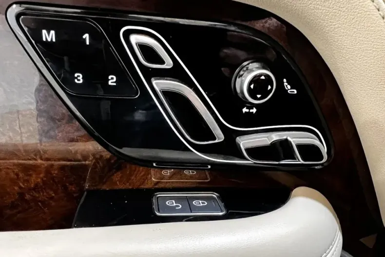 Land Rover Range Rover din 2021 cu 72.271 km - oferta LAN153772 - foto 7