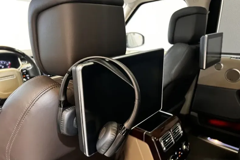 Land Rover Range Rover din 2021 cu 72.271 km - oferta LAN153772 - foto 13