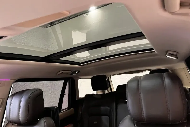 Land Rover Range Rover din 2021 cu 72.271 km - oferta LAN153772 - foto 28