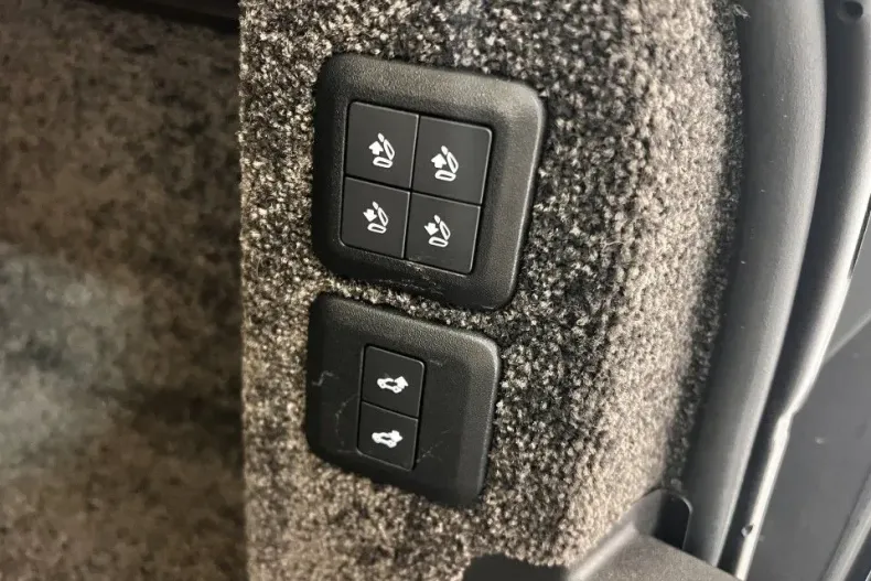 Land Rover Range Rover din 2021 cu 72.271 km - oferta LAN153772 - foto 30