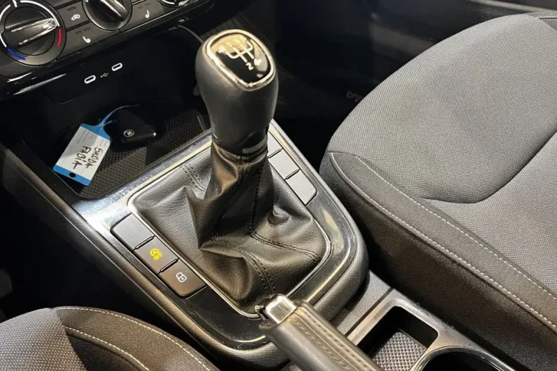 Skoda Fabia din 2023 cu 33.684 km - oferta SKO153773 - foto 13