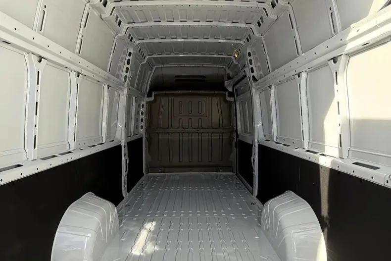 Citroën Jumper din 2025 cu 10 km - oferta CIT153779 - foto 15