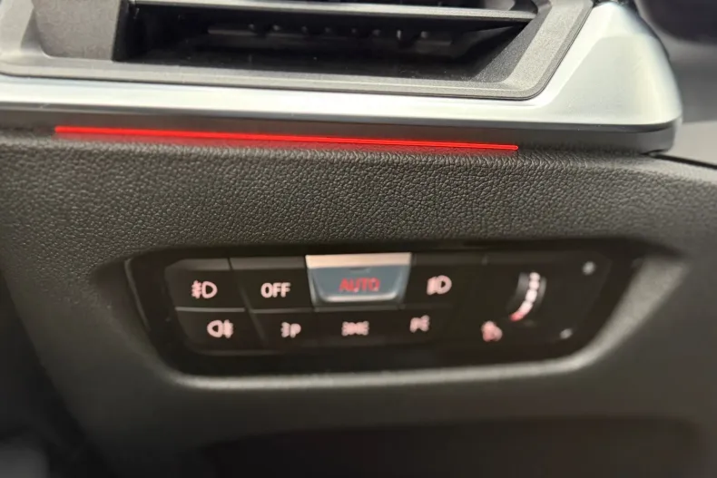 BMW Seria 3 din 2021 cu 85.504 km - oferta BMW153781 - foto 12