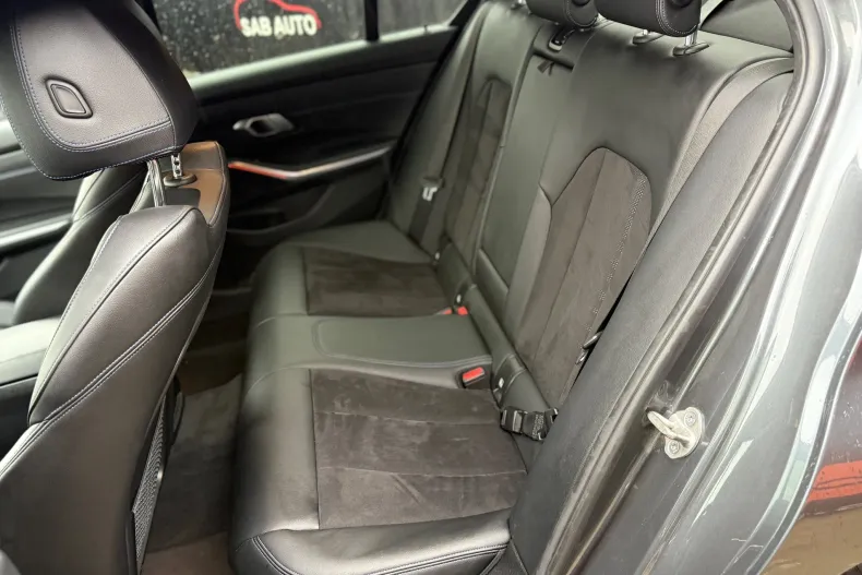 BMW Seria 3 din 2021 cu 85.504 km - oferta BMW153781 - foto 15