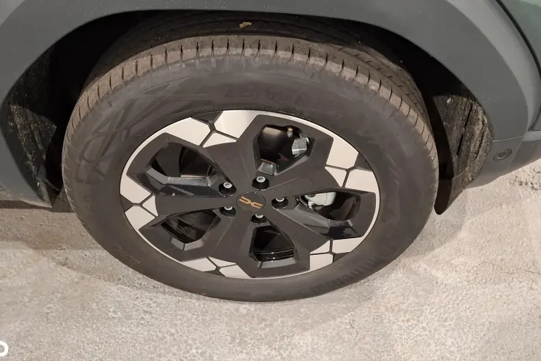 Dacia Duster din 2025 cu 337 km - oferta DAC153784 - foto 4