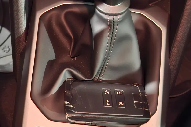 Dacia Duster din 2025 cu 842 km - oferta DAC153785 - foto 13