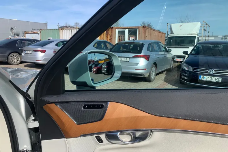 Volvo XC90 din 2022 cu 22.877 km - oferta VOL153793 - foto 22