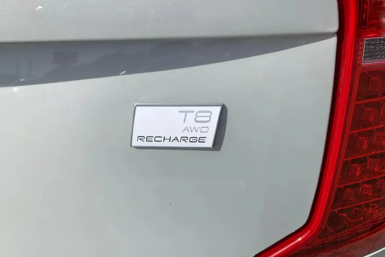 Volvo XC90 din 2022 cu 22.877 km - oferta VOL153793 - foto 25