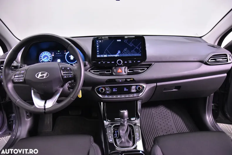 Hyundai i30 din 2024 cu 12.660 km - oferta HYU153802 - foto 9