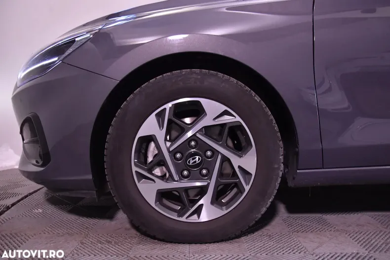 Hyundai i30 din 2024 cu 12.660 km - oferta HYU153802 - foto 13