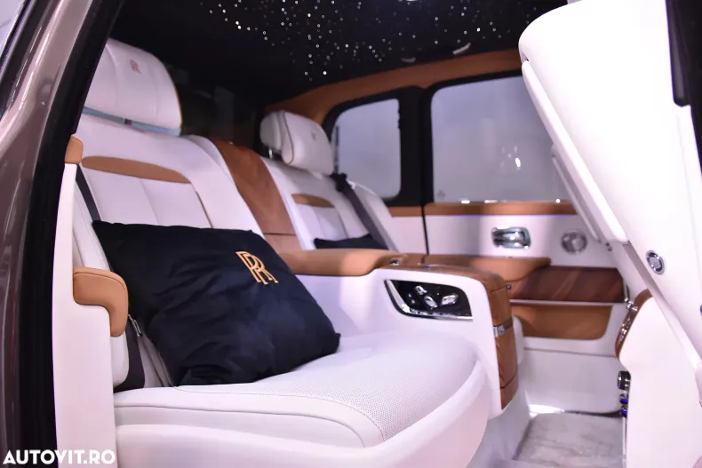 Rolls-Royce Cullinan din 2025 cu 3.551 km - oferta ROL153806 - foto 12