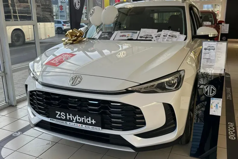 MG ZS HEV din 2025 cu 1 km - oferta MG0153811 - foto 2