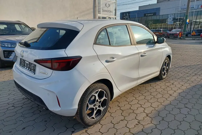 MG MG3 din 2024 cu 15 km - oferta MG0153814 - foto 4