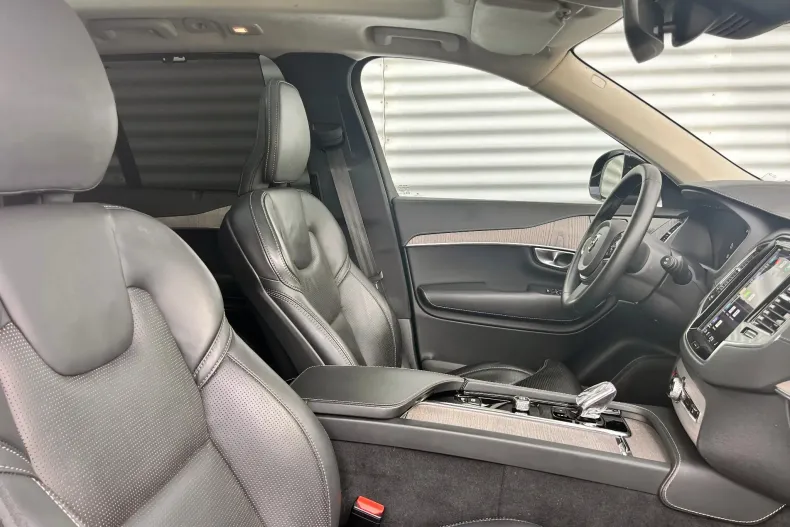 Volvo XC90 din 2023 cu 81.082 km - oferta VOL153816 - foto 6