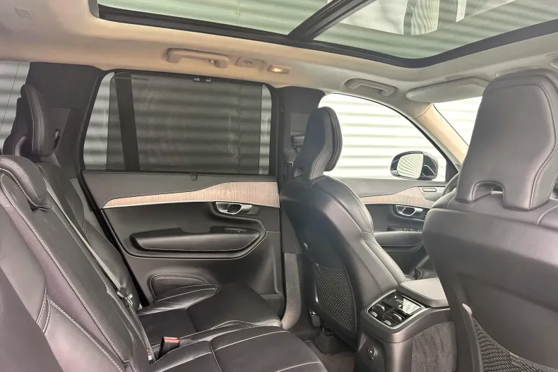 Volvo XC90 din 2023 cu 81.082 km - oferta VOL153816 - foto 8