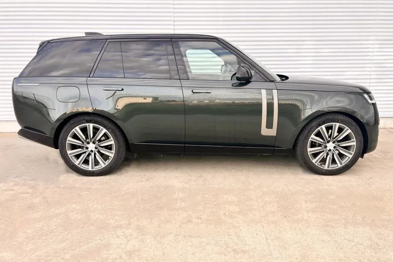 Land Rover Range Rover din 2025 cu 15.890 km - oferta LAN153817 - foto 2