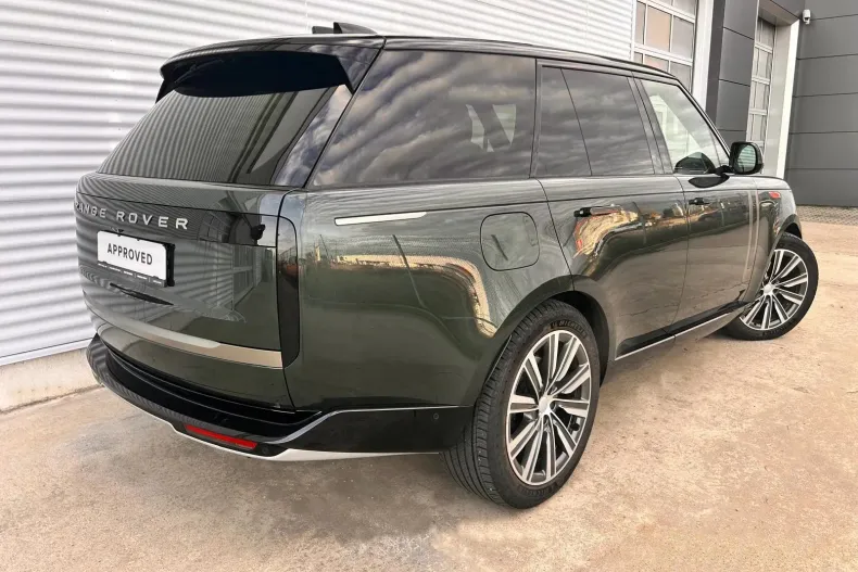 Land Rover Range Rover din 2025 cu 15.890 km - oferta LAN153817 - foto 5