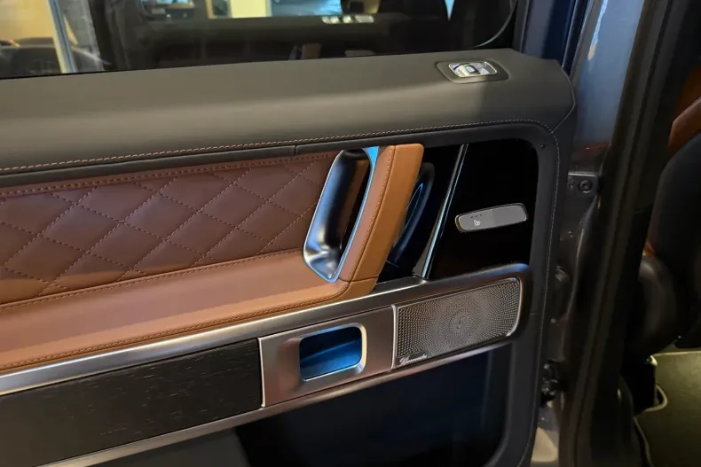 Mercedes-Benz G din 2025 cu 1 km - oferta MER153819 - foto 12