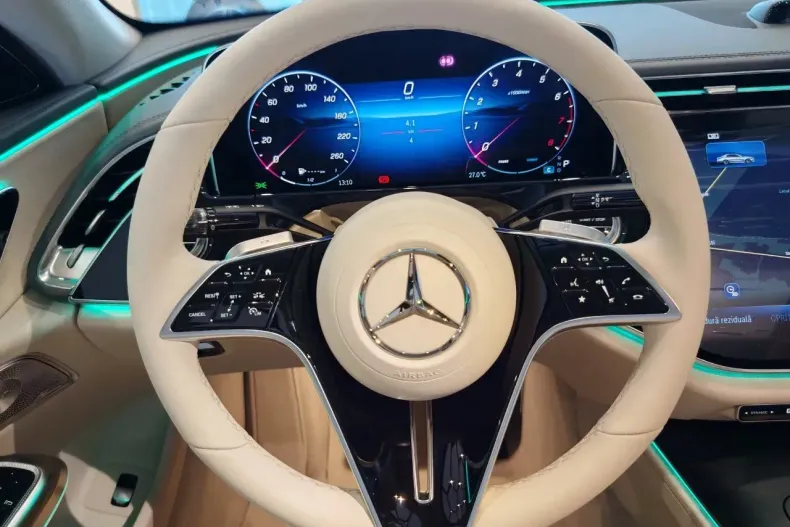 Mercedes-Benz E din 2025 cu 3.500 km - oferta MER153821 - foto 10