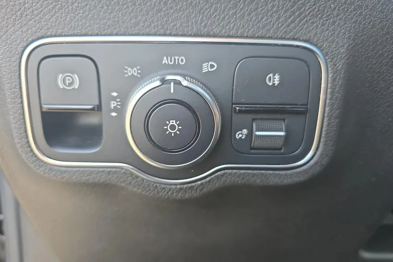 Mercedes-Benz GLB din 2021 cu 138.801 km - oferta MER153827 - foto 12