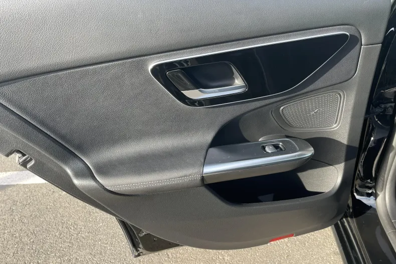 Mercedes-Benz C din 2022 cu 95.421 km - oferta MER153828 - foto 24