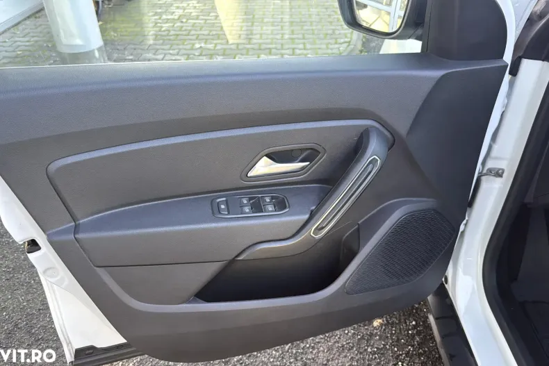 Dacia Duster din 2021 cu 103.824 km - oferta DAC153831 - foto 12