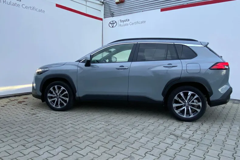 Toyota Corolla Cross din 2023 cu 19.000 km - oferta TOY153832 - foto 3