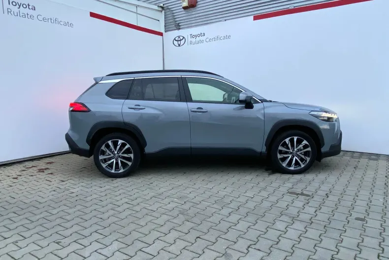 Toyota Corolla Cross din 2023 cu 19.000 km - oferta TOY153832 - foto 4