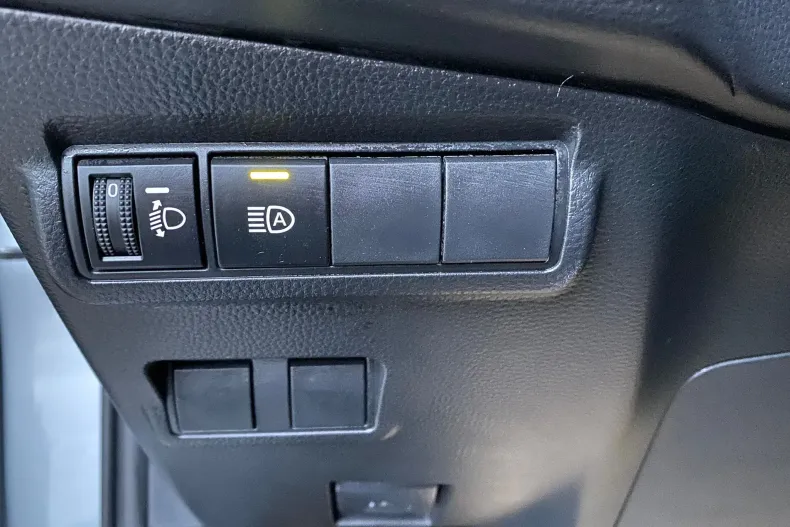 Toyota Corolla Cross din 2023 cu 19.000 km - oferta TOY153832 - foto 8