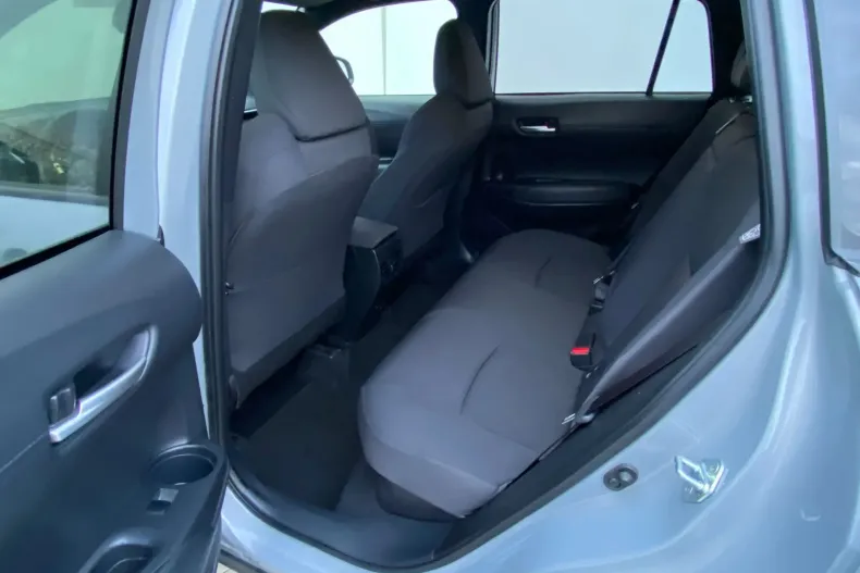 Toyota Corolla Cross din 2023 cu 19.000 km - oferta TOY153832 - foto 18