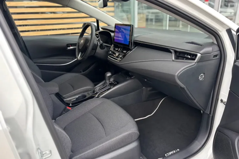 Toyota Corolla din 2025 cu 1.500 km - oferta TOY153837 - foto 11