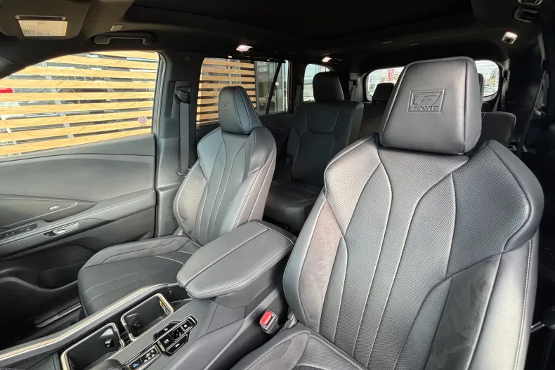 Lexus TX500 H din 2024 cu 9.073 km - oferta LEX153840 - foto 14