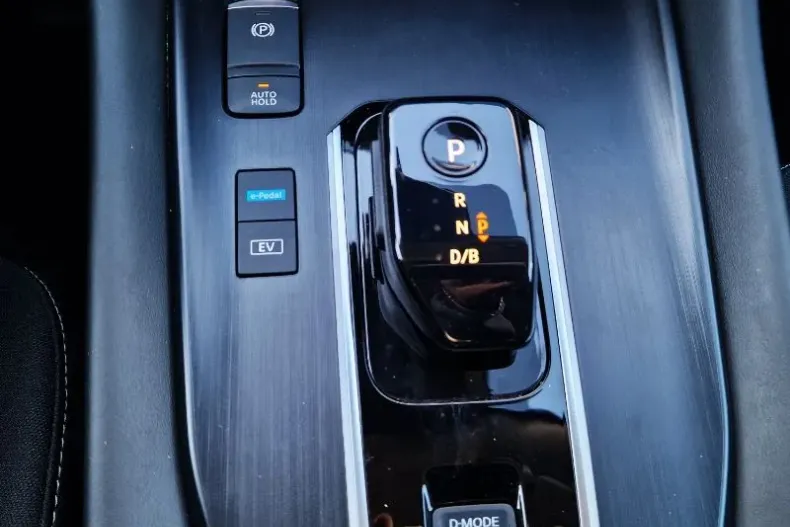 Nissan Qashqai din 2024 cu 9.018 km - oferta NIS153845 - foto 16