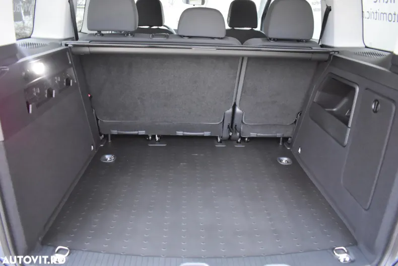 Volkswagen Caddy din 2025 cu 13 km - oferta VOL153849 - foto 13