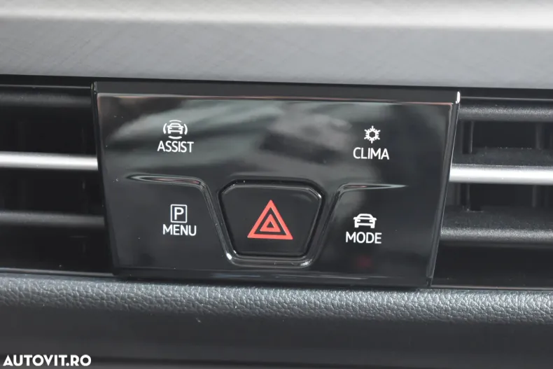 Volkswagen Golf din 2025 cu 1.282 km - oferta VOL153850 - foto 26