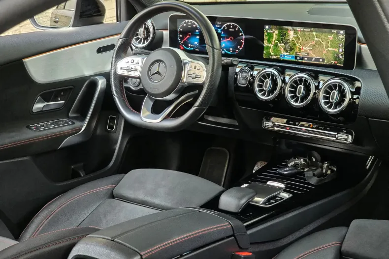 Mercedes-Benz A din 2020 cu 64.000 km - oferta MER153866 - foto 2