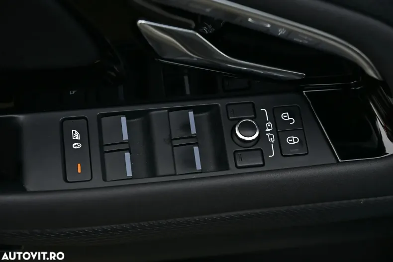 Land Rover Range Rover Evoque din 2020 cu 161.000 km - oferta LAN153867 - foto 35