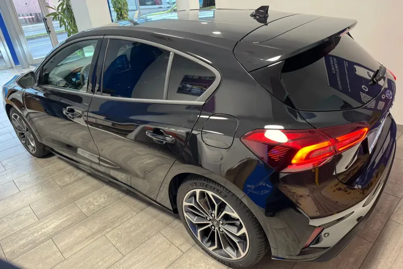 Ford Focus din 2024 cu 3 km - oferta FOR153869 - foto 4