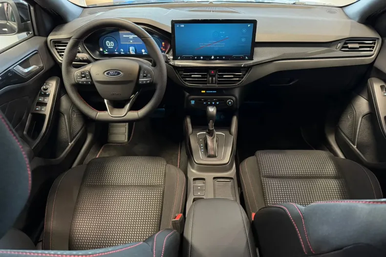 Ford Focus din 2024 cu 3 km - oferta FOR153869 - foto 6