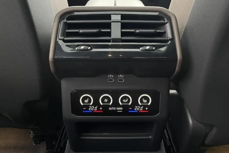 BMW Seria 5 din 2024 cu 27.054 km - oferta BMW153879 - foto 15