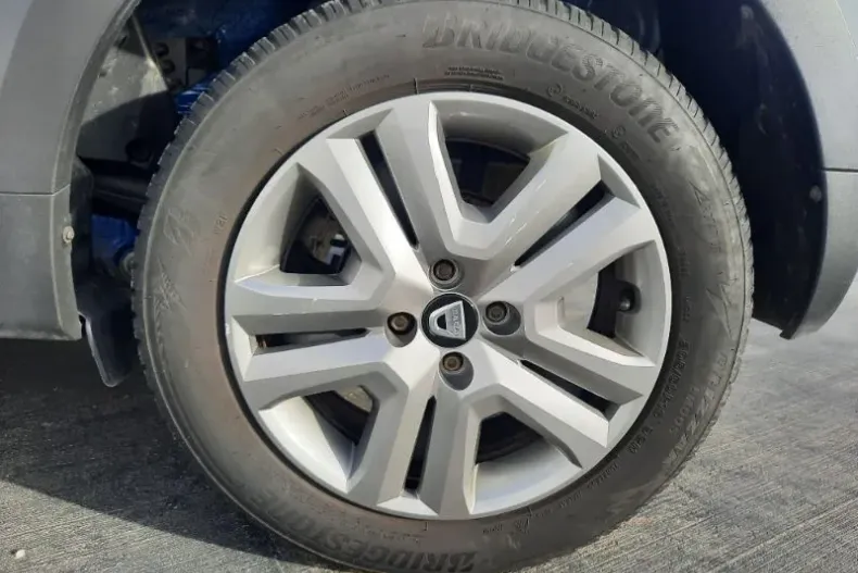 Dacia Sandero din 2021 cu 45.731 km - oferta DAC153886 - foto 7