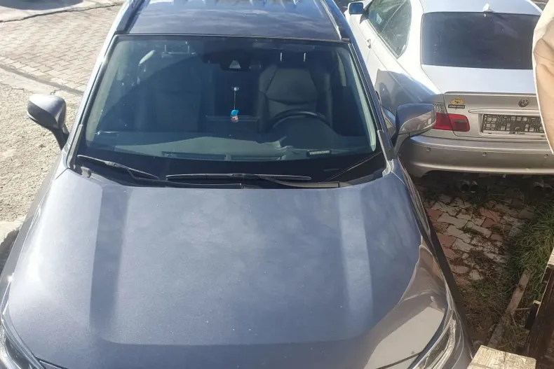 Toyota RAV4 din 2020 cu 49.466 km - oferta TOY153887 - foto 1