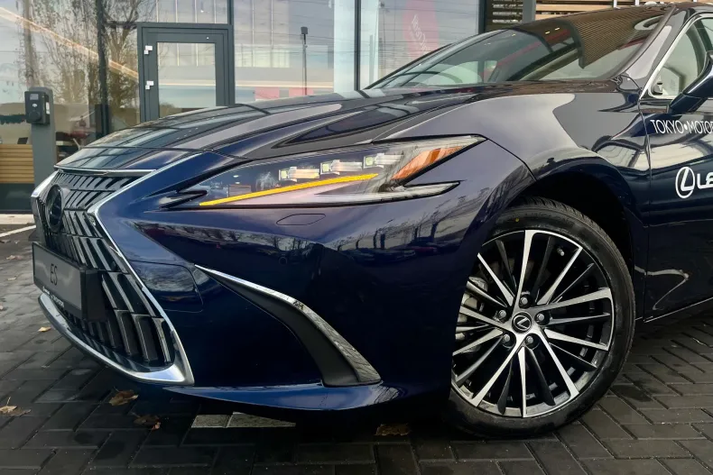 Lexus Seria ES din 2025 cu 1.000 km - oferta LEX153889 - foto 2