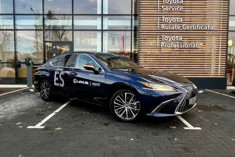 Lexus Seria ES din 2025 cu 1.000 km - oferta LEX153889 - foto 4