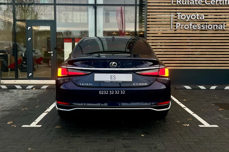 Lexus Seria ES din 2025 cu 1.000 km - oferta LEX153889 - foto 6